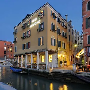 Arlecchino Hotel Venedig